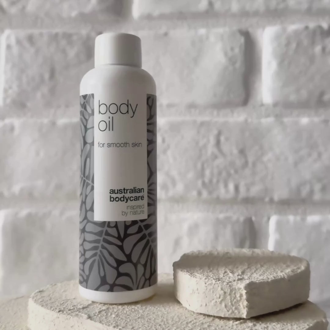 Body Oil redukuje strie, jazvy a pigmentové škvrny. Obsahuje mandľový olej, skvalán a vitamín E pre hydratovanú a pružnú pokožku.